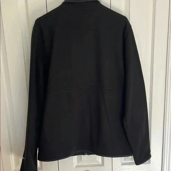 The North Face Polartec Men's Black Jacket - Picture 2 of 6